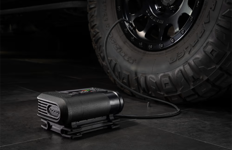 NOCO Boost Air AX65 Starthilfe 2000A & Luftkompressor 12V